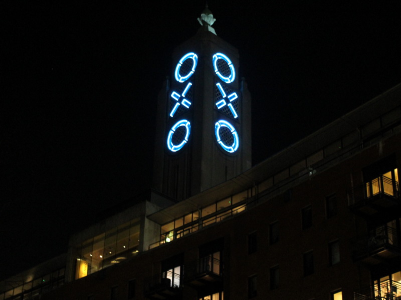SE1 landmarks join ‘light it blue’ salute to NHS and care workers