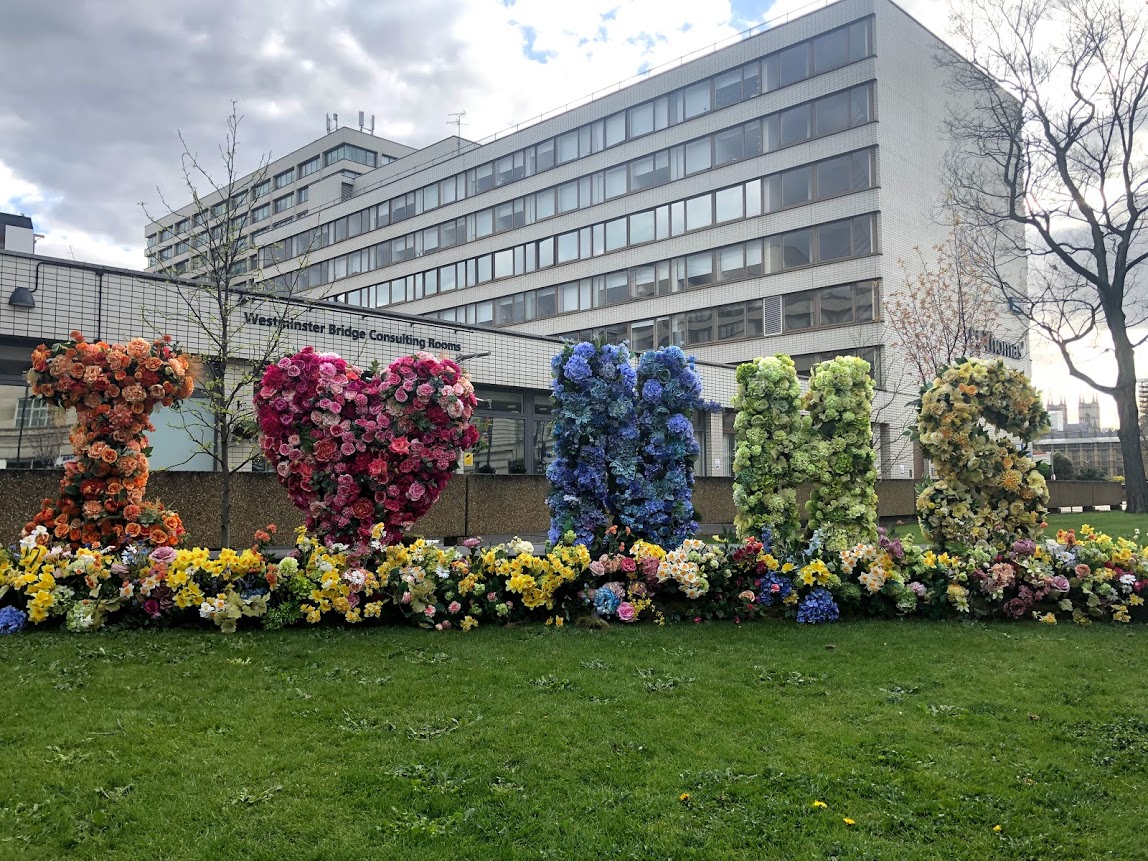 Boris Johnson in intensive care at St Thomas'