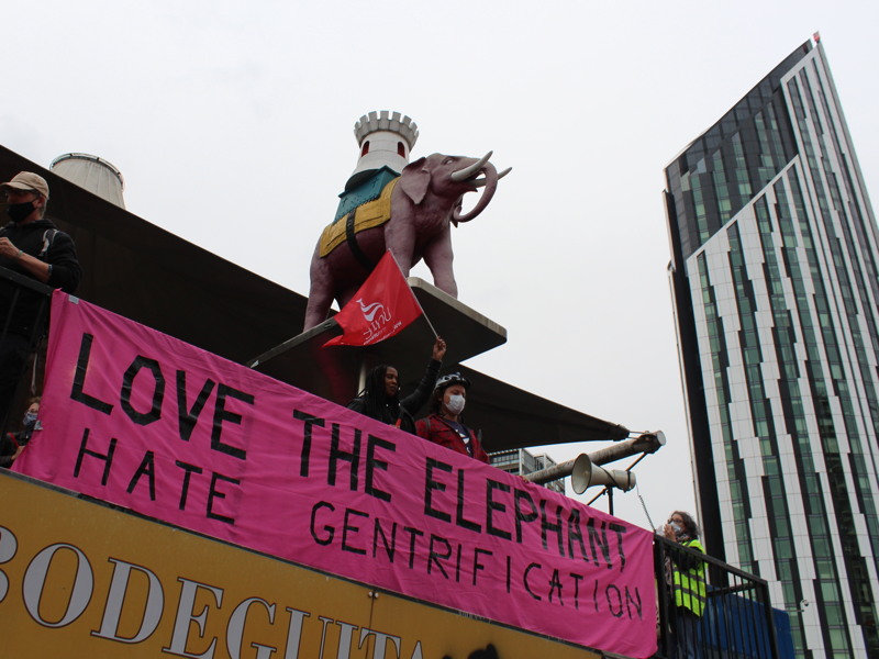 Capturing Elephant & Castle Shopping Centre – tea was here